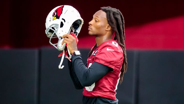 DeAndre Hopkins Apparently Shades Texans After Losing NFL Season Opener to Chiefs