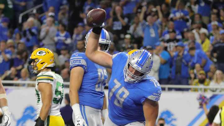 Kenny Wiggins and Jonathan Williams Promoted to Active Roster