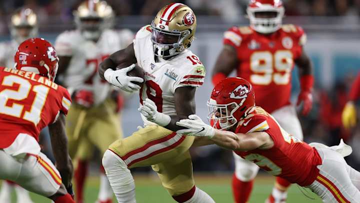 49ers Place Deebo Samuel on Injured Reserve List