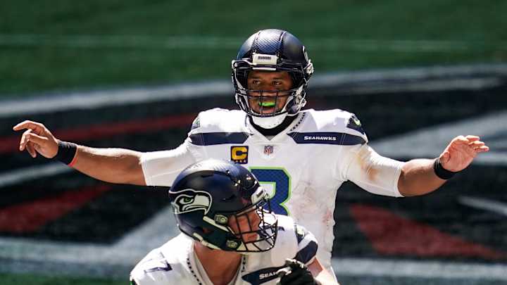 Pack Pros: Russell Wilson 'Cooks' Up a Winning Recipe