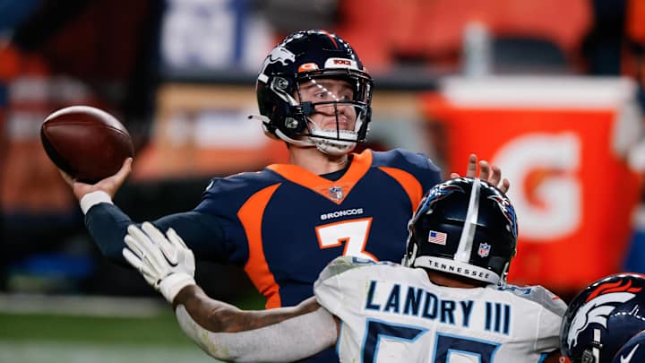 Fangio's Defense Again Comes Up Small as Broncos Squander Late-Game Lead, Fall to Titans 16-14