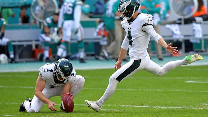 Dave Fipp Downplays Concern with Jake Elliott