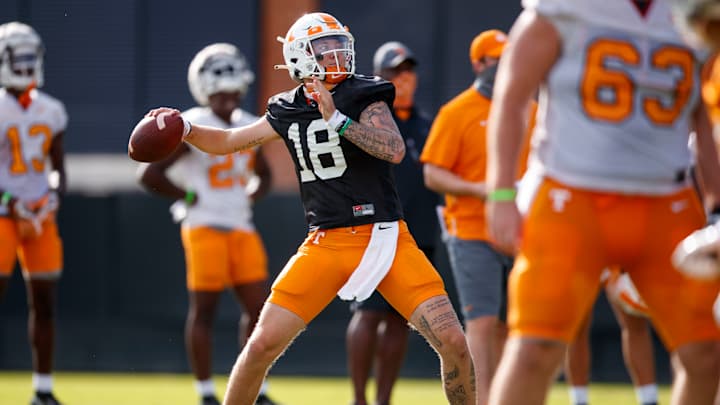 Look: Photos From Tennessee's Thursday Practice
