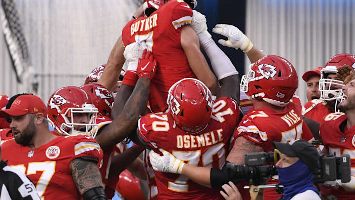 Chiefs Survive Potential Chargers Upset in Overtime