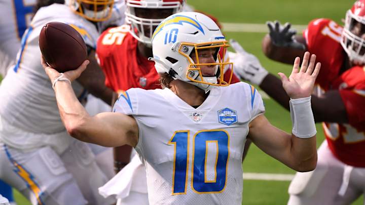 Chargers rookie QB Justin Herbert impresses in loss to Chiefs