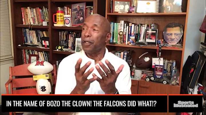 Before That Onside Kick For The Dallas Cowboys, The Atlanta Falcons Had A Mysterious Timeout