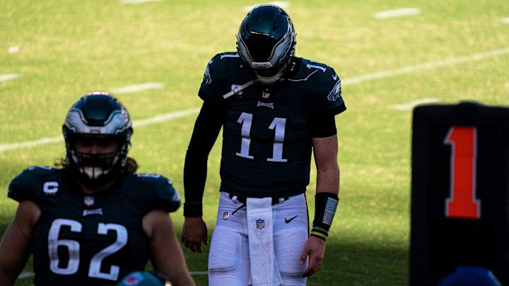 Carson Wentz Didn’t Actually Hear Boos From Eagles’ Fake Crowd Noise