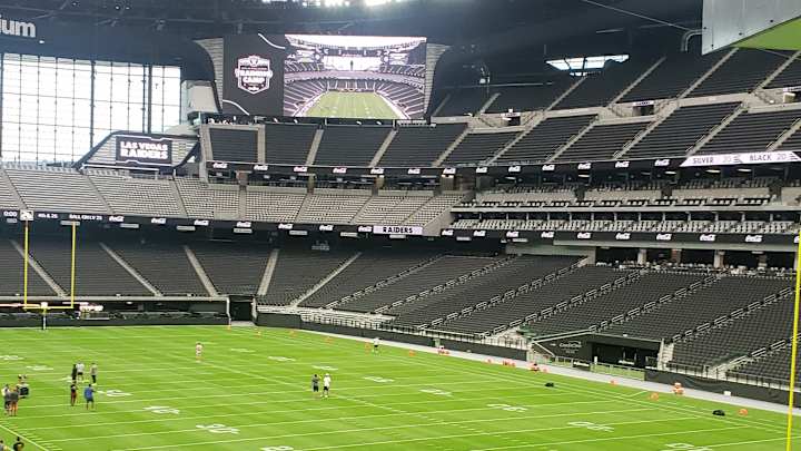 Game Thread:  Las Vegas Raiders vs. New Orleans Saints