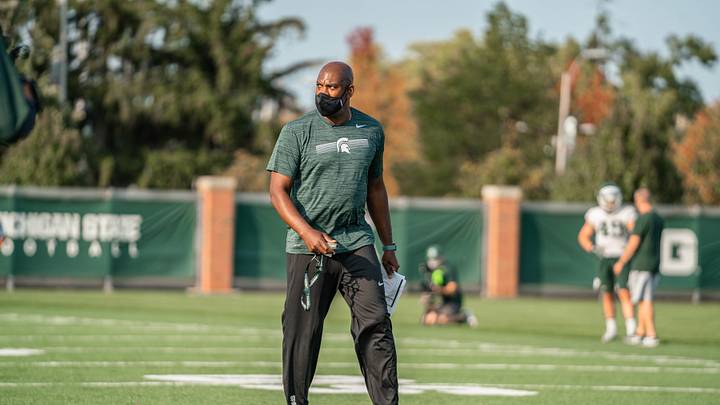MSU's Antjuan Simmons on Mel Tucker’s Intensity: ‘He’s a 10’ MSU's Antjuan Simmons on Mel Tucker’s Intensity: ‘He’s a 10’