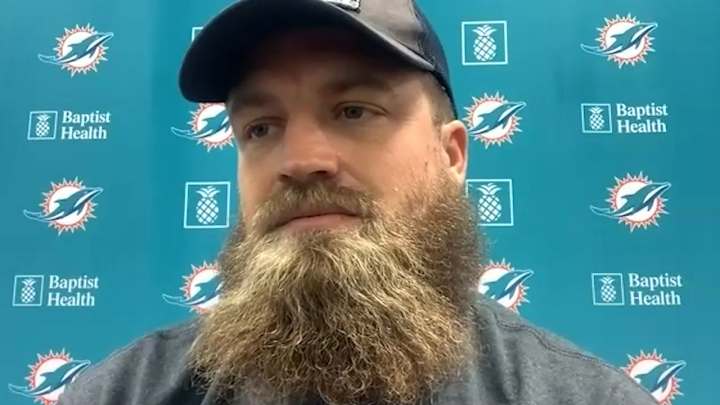 Pepsi Gets Involved in Hairy QB Battle