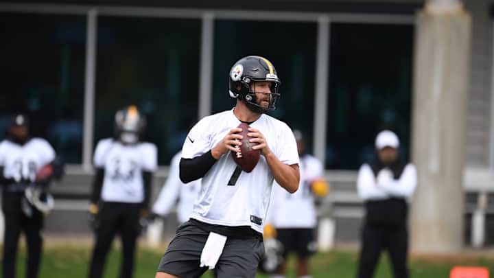 Roethlisberger Spent Day off Improving Footwork: 'He Wants to Win and That's the Bottom Line'