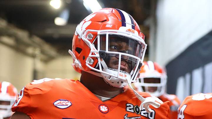 Clemson's Williams Setting The Example For Young D-Linemen Clemson's Williams Setting The Example For Young D-Linemen