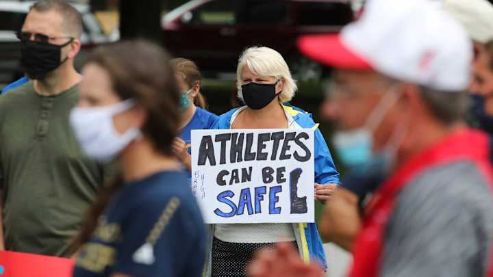 PAC-12 to Play Ball; Announces Return With Seven-Game Season