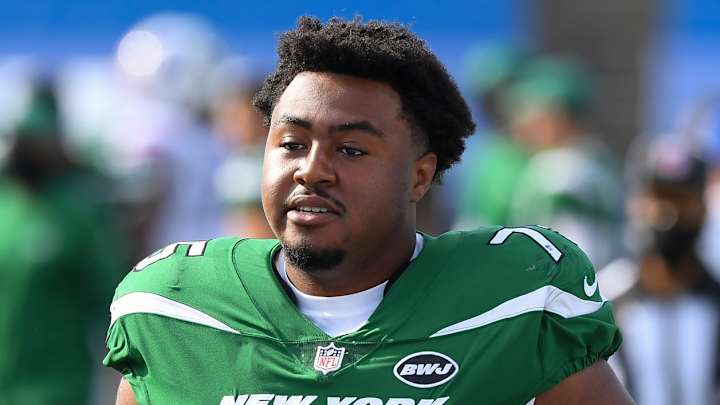 Adam Gase, Sam Darnold Have Confidence in Second-Year Lineman Chuma Edoga