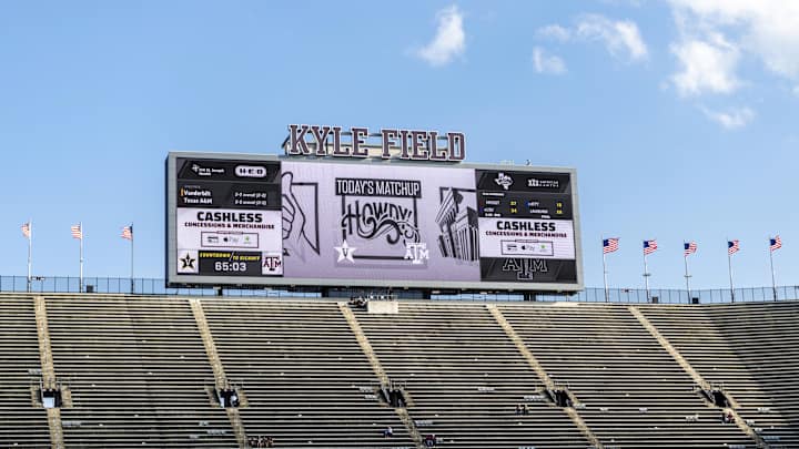 Vanderbilt Plays Near Perfect First Half, Trails Texas A&M 7-5 at Intermission.