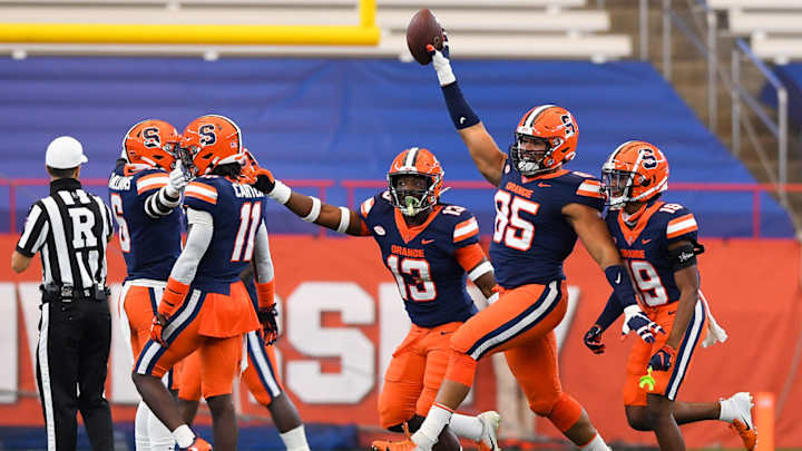 Syracuse Scores Five Touchdowns, Forces Five Turnovers in First Win of the Season