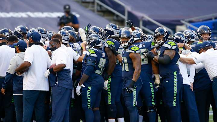 How Much Worse Could Seahawks Pass Rush Be in Week 3 Against Cowboys? How Much Worse Could Seahawks Pass Rush Be in Week 3 Against Cowboys?