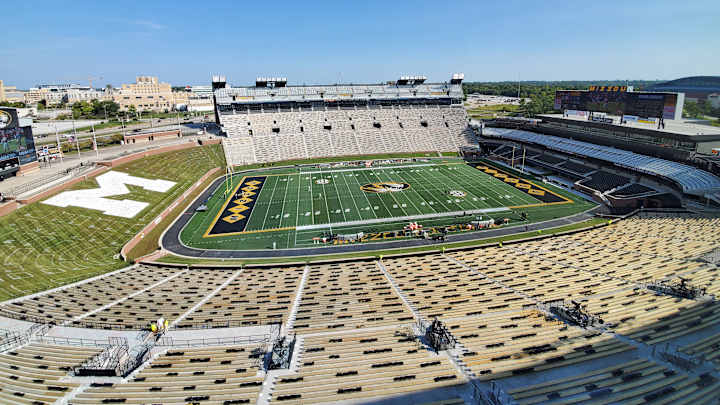 A Quiet Columbia Provides Appropriate Atmosphere for 2020 Alabama Season Opener