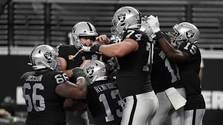 How to Watch Las Vegas Raiders at New England Patriots