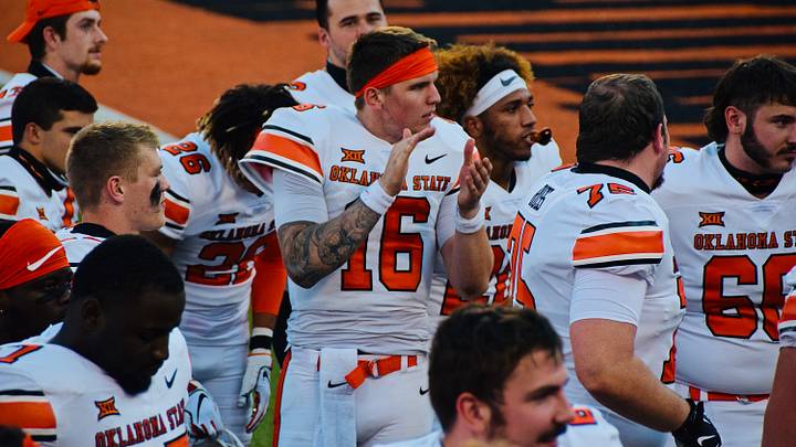 Key Match-Ups and Predictions for First Road Trip Week of the Season - Bus Trip to Kansas Key Match-Ups and Predictions for First Road Trip Week of the Season - Bus Trip to Kansas