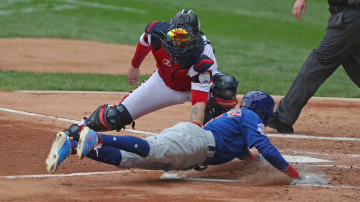 Wild Rally Falls Short, 10-8, in Season Finale