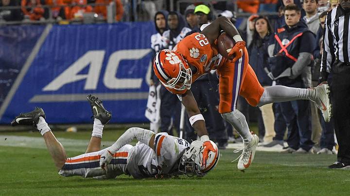 Clemson OC Tony Elliott Expecting Aggressive Virginia Defense on Saturday