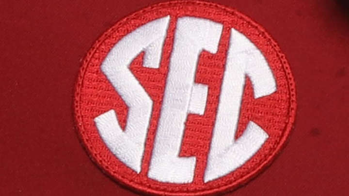 98 Alabama Student-Athletes Earn SEC Fall Academic Honor Roll Accolades