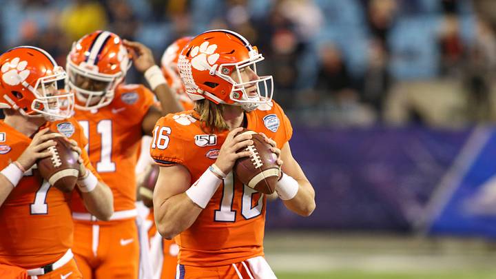 FOX Analyst Says Lawrence 'Should Pull an Eli Manning' FOX Analyst Says Lawrence 'Should Pull an Eli Manning'