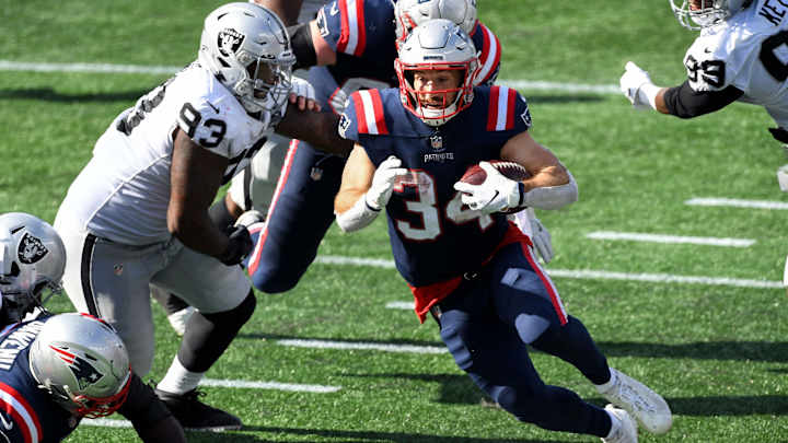 Power Rankings: Patriots Climb Into Top 5 After Week 3 Win at Home