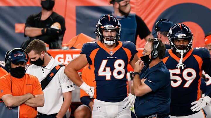 Broncos Promote Derrek Tuszka & LeVante Bellamy to 53-Man Roster Broncos Promote Derrek Tuszka & LeVante Bellamy to 53-Man Roster