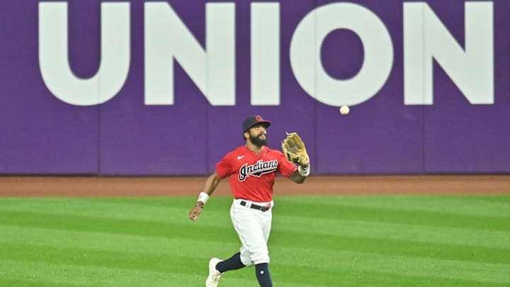 Indians Delino DeShields Misplays Ball in CF, Tribe Fans Let Him Have it on Twitter