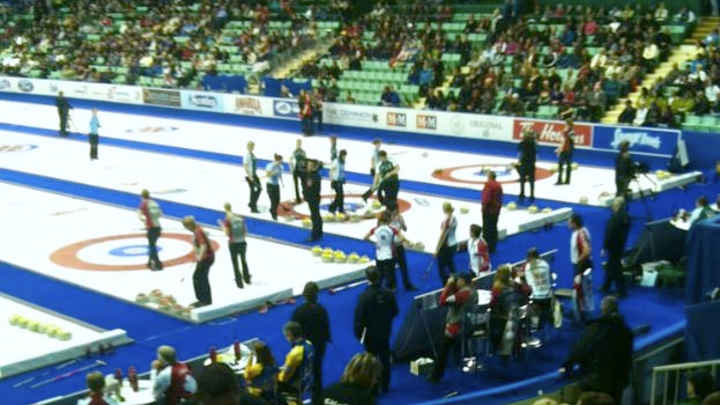 STOH Curling 2012: a foreign world