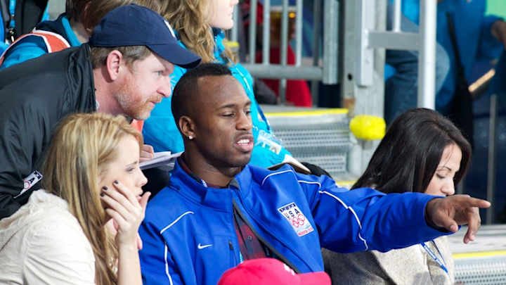 Vernon Davis in the house