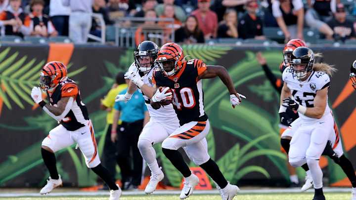Podcast: Previewing Bengals-Jaguars, Alex Redmond's opportunity, A.J. Green and Geno Atkins