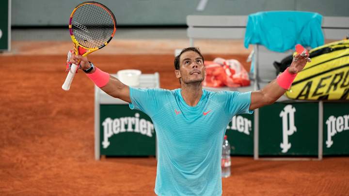 French Open Midterm Grades: The Favorites Remain and the Underarm Serve Reigns