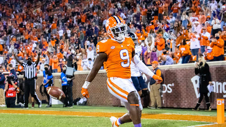 Clemson's Etienne Ties FBS Touchdown Mark Clemson's Etienne Ties FBS Touchdown Mark
