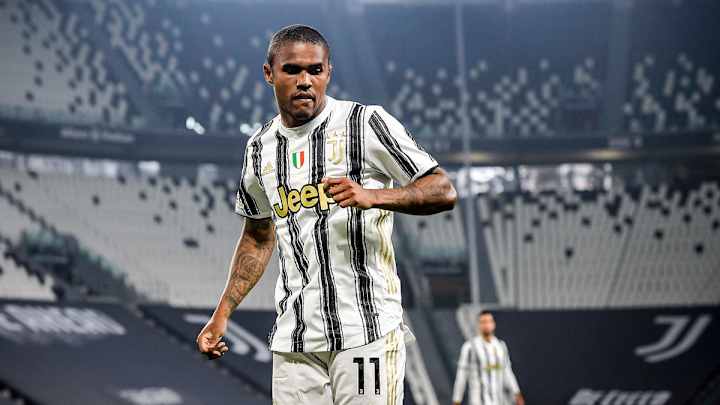 Bayern Munich Signs Douglas Costa, Choupo-Moting on Transfer Deadline Day
