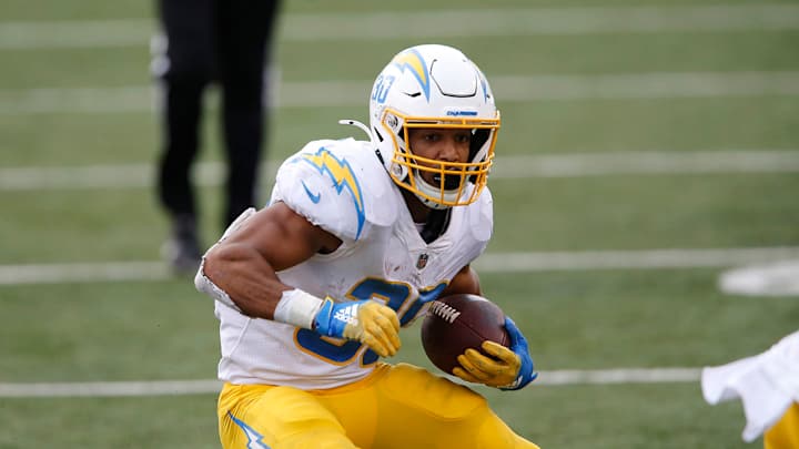 Austin Ekeler Organizing Call Among Top Running Backs on Contract issues, per Report