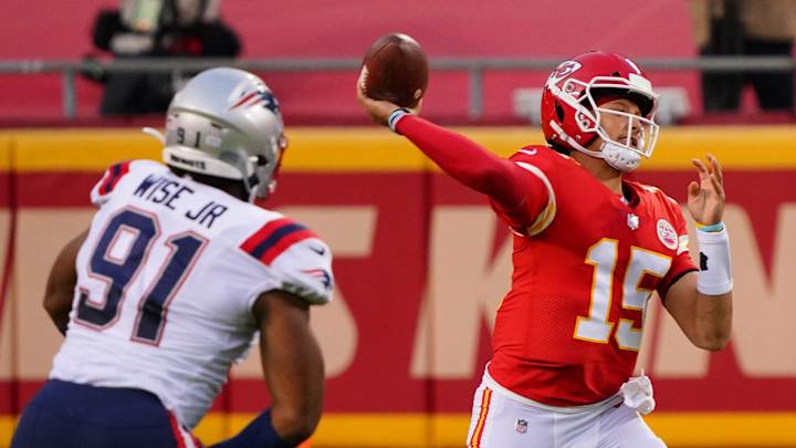 Tony Corrente Explains Bizarre Patriots-Chiefs Second Quarter Call