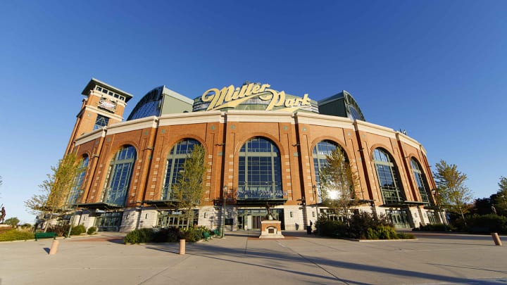 Milwaukee Scraps Early Voting Plans at Bucks and Brewers' Stadiums