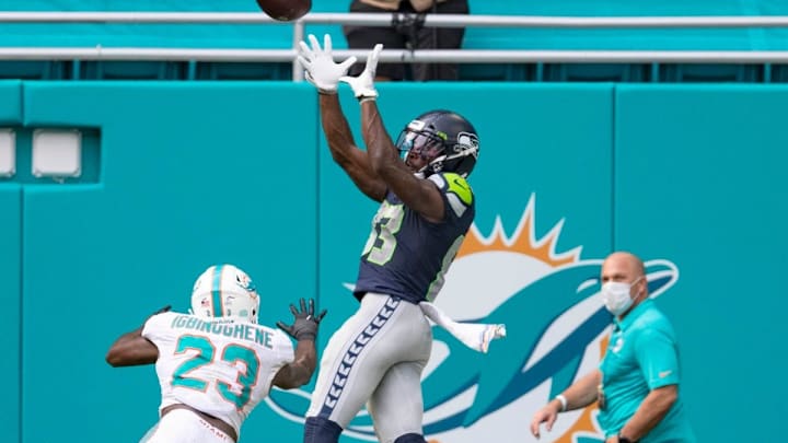 Emergence of David Moore Further Proves Sky's the Limit for Seahawks' Offense Emergence of David Moore Further Proves Sky's the Limit for Seahawks' Offense