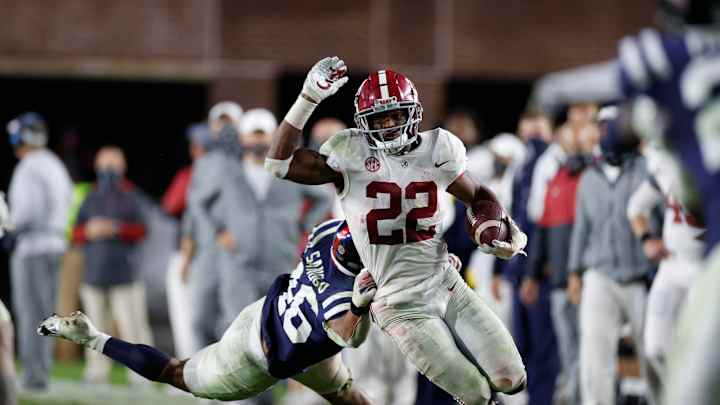 Alabama Football Holds Off Ole Miss in Offensive Slugfest, 63-48