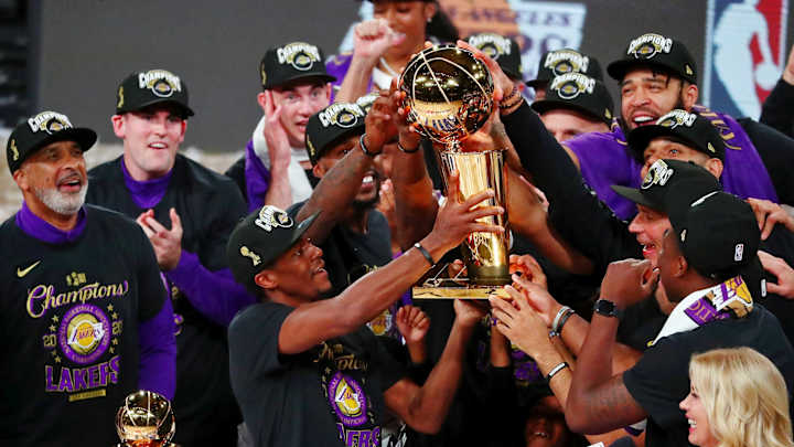 My Two Cents: Former Hoosier Devonte Green Enjoys Brother's NBA Title From Afar