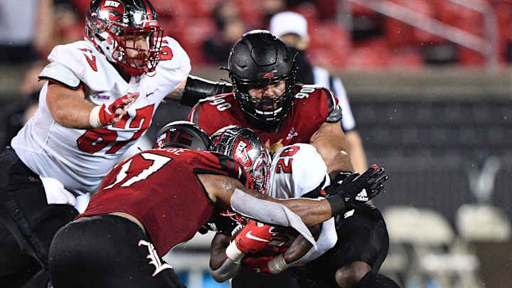 Louisville at First Glance: Defensive Players Notre Dame Fans Need To Know