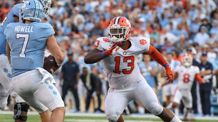 Clemson DL Tyler Davis Happy to be Playing Football Again