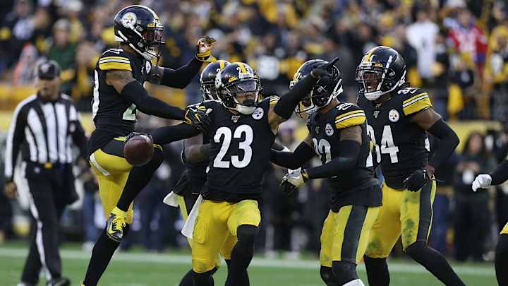 Report: Several Steelers Players Buy Dinner for Allegheny County Ballot Counters