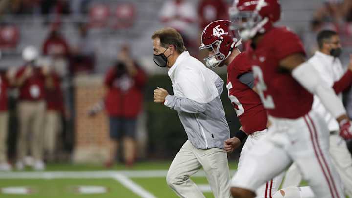 Nick Saban, Alabama Players Discuss Post-Georgia Locker Room Celebration