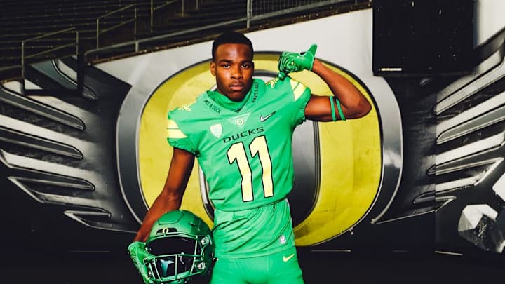 No. 3 WR Dont'e Thornton Commits to Oregon, Talks Ducks