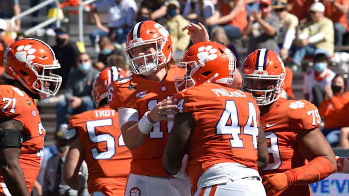 Clemson QB Trevor Lawrence Admires Peyton Manning