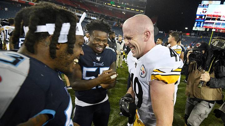 Familiar Face Fills Big Hole in Steelers' Defense